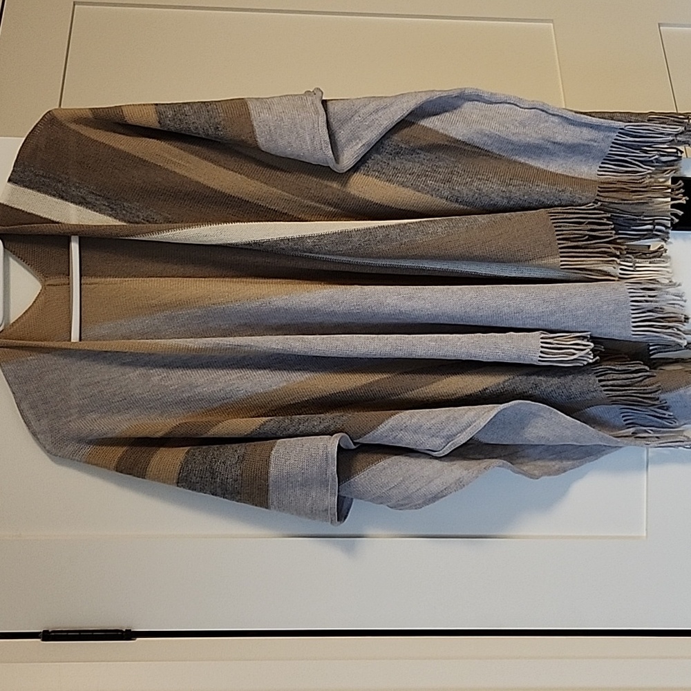 Fringe kimono/shawl/wrap